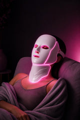 Mascarilla LED facial - en uso